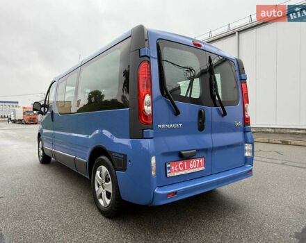 Синій Рено Трафік, об'ємом двигуна 2 л та пробігом 230 тис. км за 15800 $, фото 10 на Automoto.ua