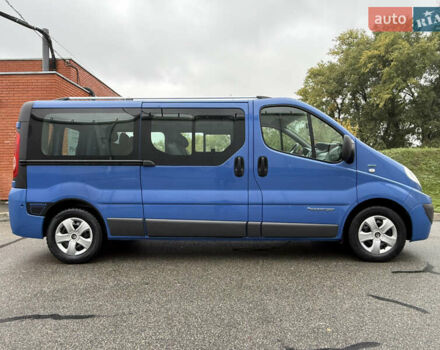 Синій Рено Трафік, об'ємом двигуна 2 л та пробігом 230 тис. км за 15800 $, фото 16 на Automoto.ua