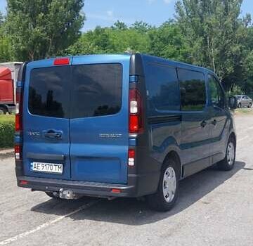 Синий Рено Трафик, объемом двигателя 1.6 л и пробегом 295 тыс. км за 12500 $, фото 6 на Automoto.ua