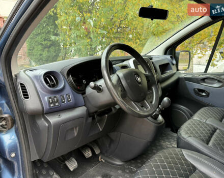 Рено Трафик 2016 в Черновцах на Automoto.ua Синий Рено Трафик, объемом двигателя 1.6 л и пробегом 300 тыс. км за 14500 $, фото 7 на Automoto.ua