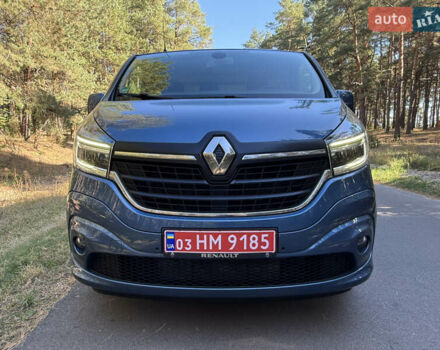 Синий Рено Трафик, объемом двигателя 2 л и пробегом 185 тыс. км за 28800 $, фото 4 на Automoto.ua