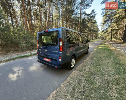 Синий Рено Трафик, объемом двигателя 2 л и пробегом 185 тыс. км за 28800 $, фото 73 на Automoto.ua