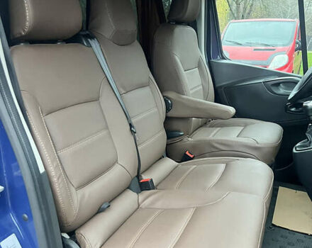 Синий Рено Трафик, объемом двигателя 2 л и пробегом 109 тыс. км за 24500 $, фото 11 на Automoto.ua