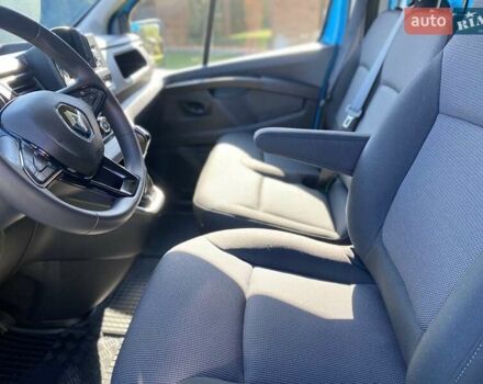 Синий Рено Трафик, объемом двигателя 2 л и пробегом 70 тыс. км за 28900 $, фото 28 на Automoto.ua