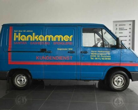 Синий Рено Трафик, объемом двигателя 1.9 л и пробегом 125 тыс. км за 4200 $, фото 6 на Automoto.ua