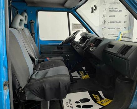 Синий Рено Трафик, объемом двигателя 1.9 л и пробегом 125 тыс. км за 4200 $, фото 7 на Automoto.ua