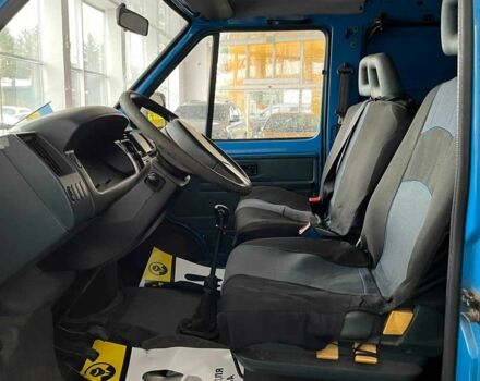 Синий Рено Трафик, объемом двигателя 1.9 л и пробегом 125 тыс. км за 4200 $, фото 9 на Automoto.ua