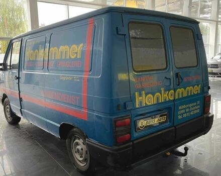 Синий Рено Трафик, объемом двигателя 1.9 л и пробегом 125 тыс. км за 4200 $, фото 3 на Automoto.ua