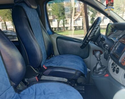 Синий Рено Трафик, объемом двигателя 1.9 л и пробегом 380 тыс. км за 7500 $, фото 13 на Automoto.ua