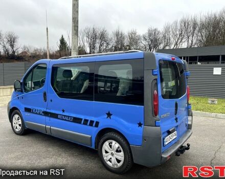 Синий Рено Трафик, объемом двигателя 1.9 л и пробегом 284 тыс. км за 6600 $, фото 5 на Automoto.ua