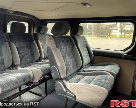 Синий Рено Трафик, объемом двигателя 1.9 л и пробегом 284 тыс. км за 6600 $, фото 9 на Automoto.ua