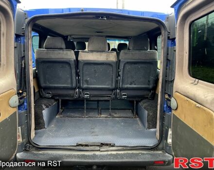 Синий Рено Трафик, объемом двигателя 1.9 л и пробегом 284 тыс. км за 6600 $, фото 10 на Automoto.ua