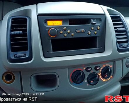 Синий Рено Трафик, объемом двигателя 1.9 л и пробегом 270 тыс. км за 7500 $, фото 8 на Automoto.ua