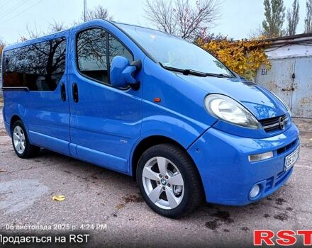 Синий Рено Трафик, объемом двигателя 1.9 л и пробегом 270 тыс. км за 7500 $, фото 2 на Automoto.ua