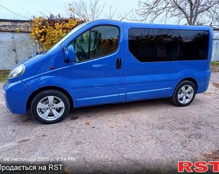 Синий Рено Трафик, объемом двигателя 1.9 л и пробегом 270 тыс. км за 7500 $, фото 1 на Automoto.ua