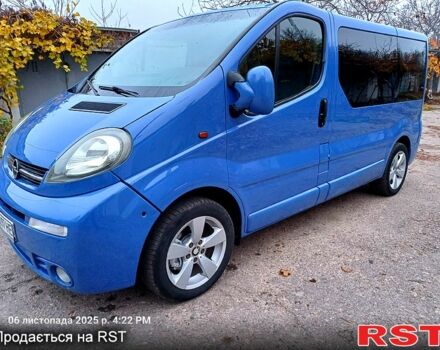 Синий Рено Трафик, объемом двигателя 1.9 л и пробегом 270 тыс. км за 7500 $, фото 10 на Automoto.ua