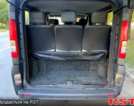 Синій Рено Трафік, об'ємом двигуна 2.5 л та пробігом 317 тис. км за 9300 $, фото 7 на Automoto.ua