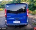 Синий Рено Трафик, объемом двигателя 2 л и пробегом 360 тыс. км за 10000 $, фото 3 на Automoto.ua