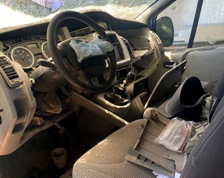 Рено Трафик 2012 в Харькове на Automoto.ua Синий Рено Трафик, объемом двигателя 2 л и пробегом 320 тыс. км за 4500 $, фото 2 на Automoto.ua