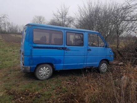Рено Трафик 1989 в Виннице на Automoto.ua Синий Рено Трафик, объемом двигателя 0 л и пробегом 777 тыс. км за 555 $, фото 1 на Automoto.ua