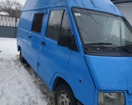 Синий Рено Трафик, объемом двигателя 0 л и пробегом 300 тыс. км за 1600 $, фото 1 на Automoto.ua