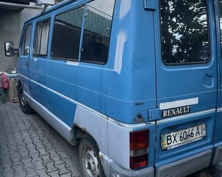 Синий Рено Трафик, объемом двигателя 2.07 л и пробегом 402 тыс. км за 2000 $, фото 1 на Automoto.ua