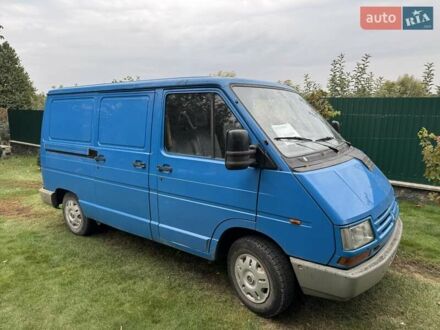 Рено Трафик 1999 в Ватутино на Automoto.ua Синий Рено Трафик, объемом двигателя 1.9 л и пробегом 240 тыс. км за 3500 $, фото 1 на Automoto.ua