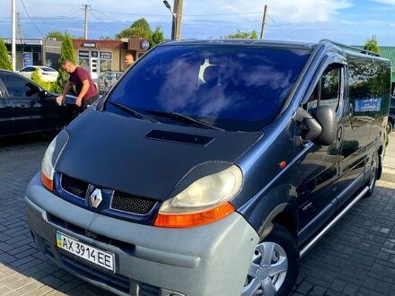 Синий Рено Трафик, объемом двигателя 1.9 л и пробегом 500 тыс. км за 6999 $, фото 1 на Automoto.ua