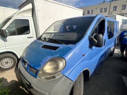 Рено Трафик 2003 в Харькове на Automoto.ua Синий Рено Трафик, объемом двигателя 1.9 л и пробегом 400 тыс. км за 1700 $, фото 1 на Automoto.ua