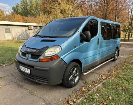 Синий Рено Трафик, объемом двигателя 1.9 л и пробегом 360 тыс. км за 8400 $, фото 1 на Automoto.ua