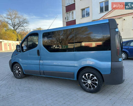 Синий Рено Трафик, объемом двигателя 1.9 л и пробегом 221 тыс. км за 7200 $, фото 1 на Automoto.ua