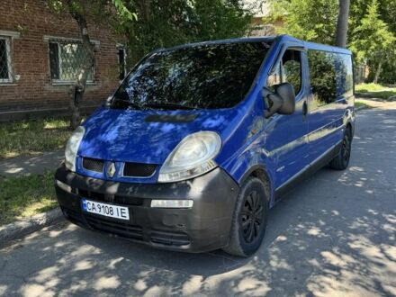 Синій Рено Трафік, об'ємом двигуна 1.9 л та пробігом 300 тис. км за 6500 $, фото 1 на Automoto.ua