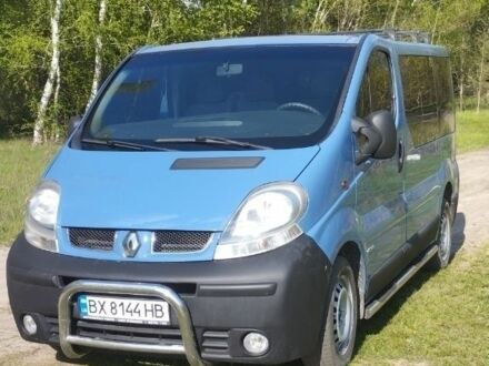 Синий Рено Трафик, объемом двигателя 1.9 л и пробегом 240 тыс. км за 6200 $, фото 1 на Automoto.ua