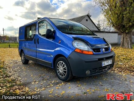 Синій Рено Трафік, об'ємом двигуна 1.9 л та пробігом 300 тис. км за 7200 $, фото 1 на Automoto.ua