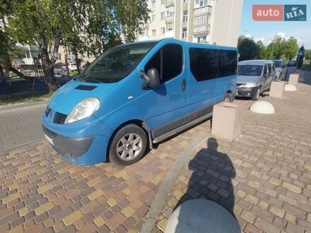 Синій Рено Трафік, об'ємом двигуна 2.5 л та пробігом 400 тис. км за 7200 $, фото 1 на Automoto.ua
