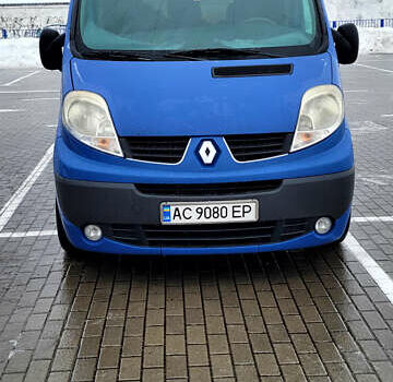 Синий Рено Трафик, объемом двигателя 2 л и пробегом 490 тыс. км за 8800 $, фото 1 на Automoto.ua