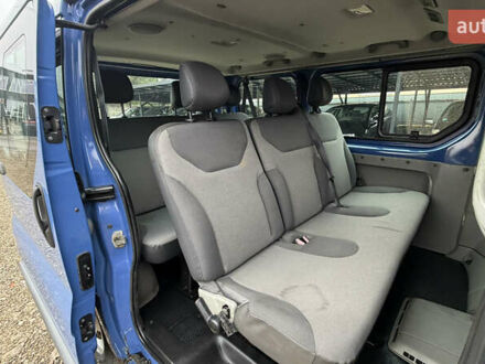 Синий Рено Трафик, объемом двигателя 2 л и пробегом 280 тыс. км за 10999 $, фото 1 на Automoto.ua