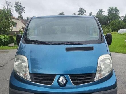 Рено Трафик 2011 в Каменце-Подольском на Automoto.ua Синий Рено Трафик, объемом двигателя 2 л и пробегом 176 тыс. км за 7500 $, фото 1 на Automoto.ua