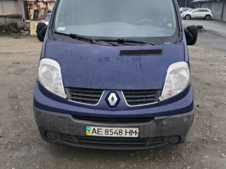 Синій Рено Трафік, об'ємом двигуна 2 л та пробігом 557 тис. км за 8000 $, фото 1 на Automoto.ua