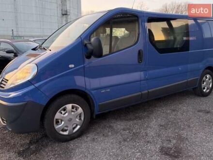 Синий Рено Трафик, объемом двигателя 2 л и пробегом 250 тыс. км за 12500 $, фото 1 на Automoto.ua
