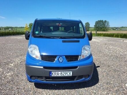 Синий Рено Трафик, объемом двигателя 2 л и пробегом 215 тыс. км за 9200 $, фото 1 на Automoto.ua
