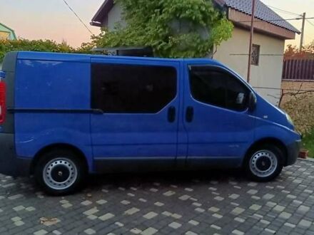 Синий Рено Трафик, объемом двигателя 0 л и пробегом 257 тыс. км за 9000 $, фото 1 на Automoto.ua