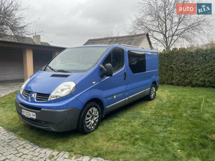 Синій Рено Трафік, об'ємом двигуна 2 л та пробігом 284 тис. км за 12500 $, фото 1 на Automoto.ua