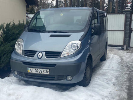 Синій Рено Трафік, об'ємом двигуна 2 л та пробігом 288 тис. км за 15000 $, фото 1 на Automoto.ua