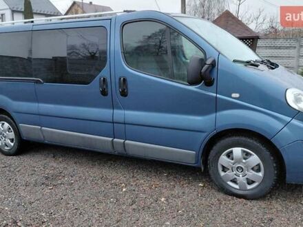 Синий Рено Трафик, объемом двигателя 2 л и пробегом 241 тыс. км за 14700 $, фото 1 на Automoto.ua