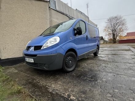 Синій Рено Трафік, об'ємом двигуна 2 л та пробігом 178 тис. км за 10369 $, фото 1 на Automoto.ua