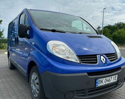 Синий Рено Трафик, объемом двигателя 2 л и пробегом 281 тыс. км за 12500 $, фото 1 на Automoto.ua