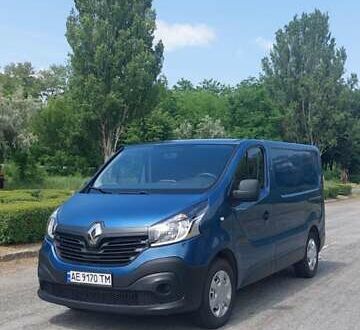 Синий Рено Трафик, объемом двигателя 1.6 л и пробегом 295 тыс. км за 12500 $, фото 1 на Automoto.ua