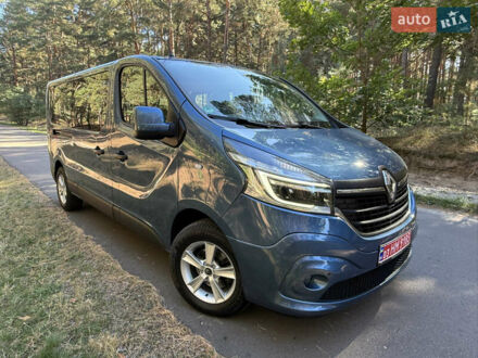 Синий Рено Трафик, объемом двигателя 2 л и пробегом 185 тыс. км за 28800 $, фото 1 на Automoto.ua