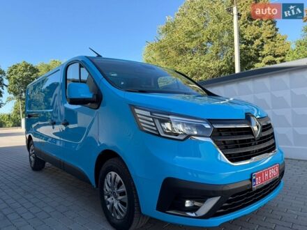 Синий Рено Трафик, объемом двигателя 2 л и пробегом 114 тыс. км за 25600 $, фото 1 на Automoto.ua